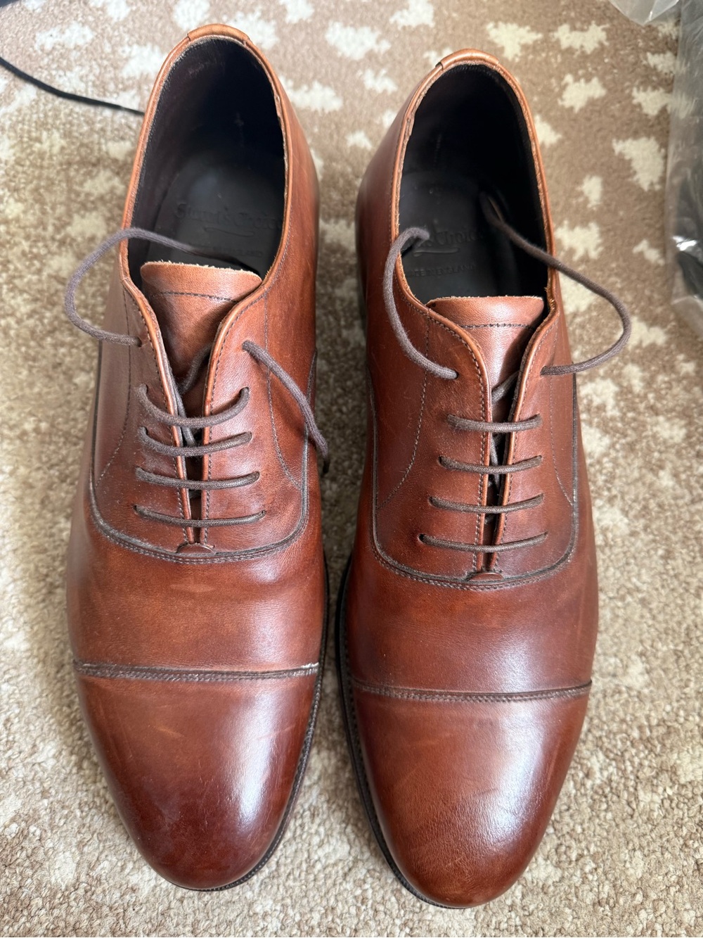 Paul Stuart Men's Classic Brown Leather Cap-Toe Oxfords